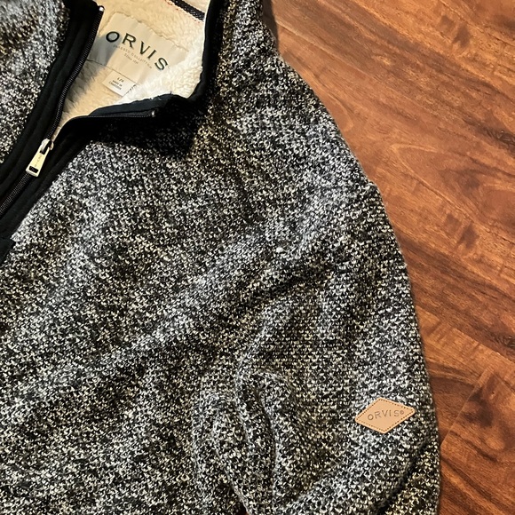Orvis | Gray knitted quarter zip pull over men’s size large - Picture 2 of 4